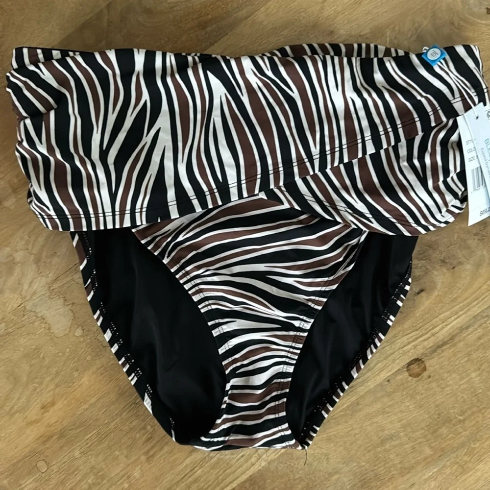 NWT Bleu by Rod Beattie Women's Animal Instinct Swim Bottom Size 8